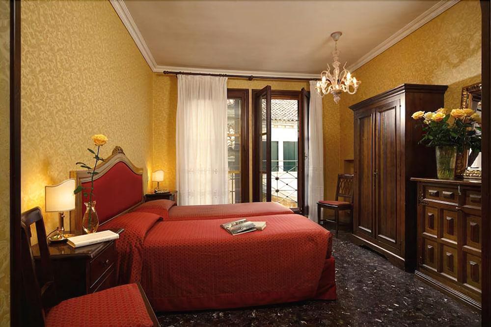 Hotel Orsaria Venetië Buitenkant foto